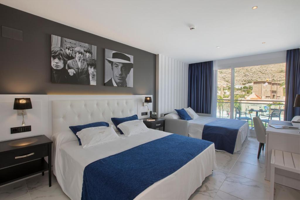 Grand Luxor Hotel - Terra Mitica Theme Park Tickets Included