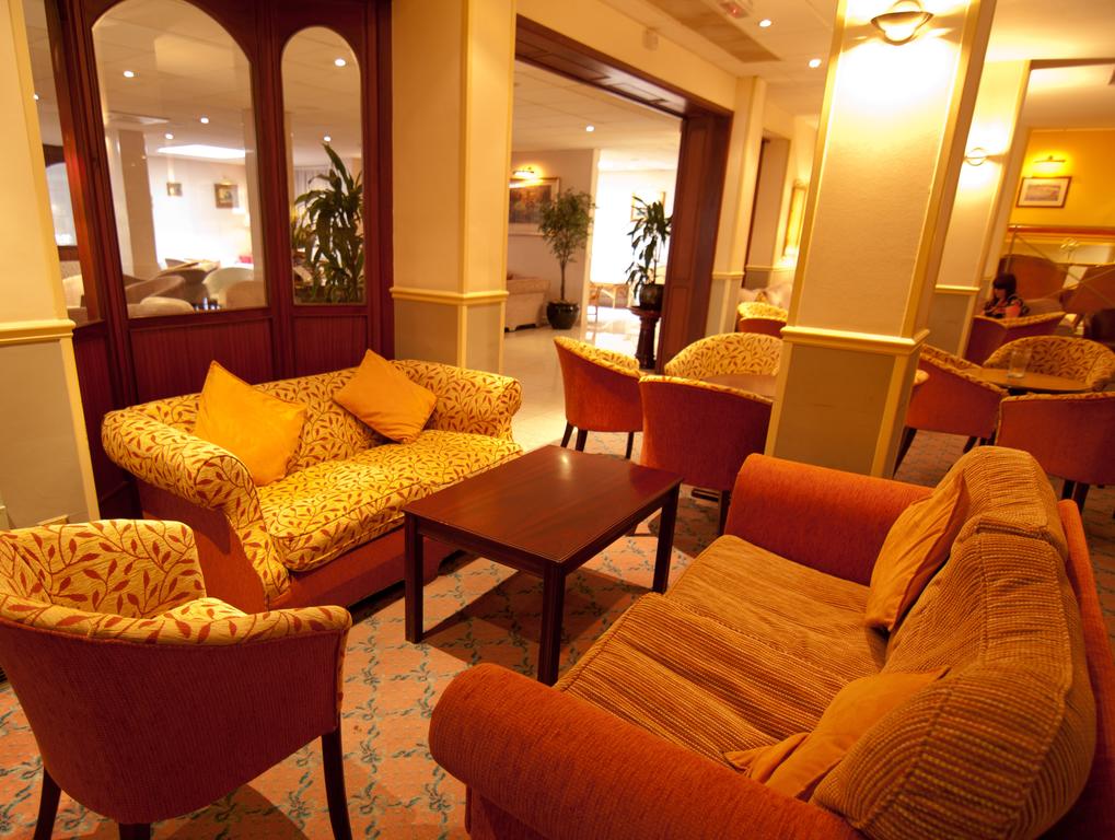 Mayfair Hotel