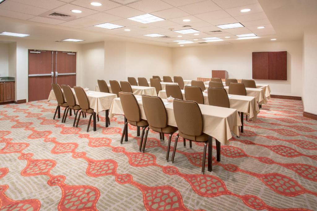 Homewood Suites Phoenix Avondale