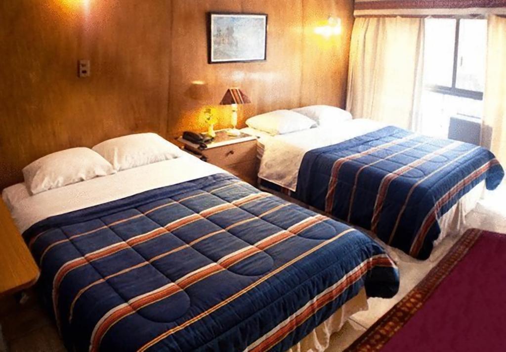 Hotel Windsor Suites