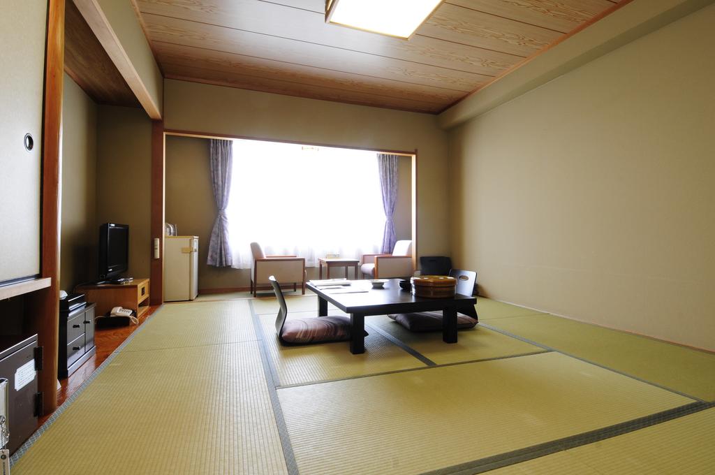 Nagahama Royal