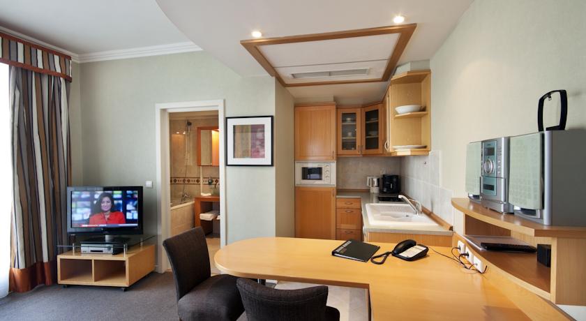 Golden Prague Residence