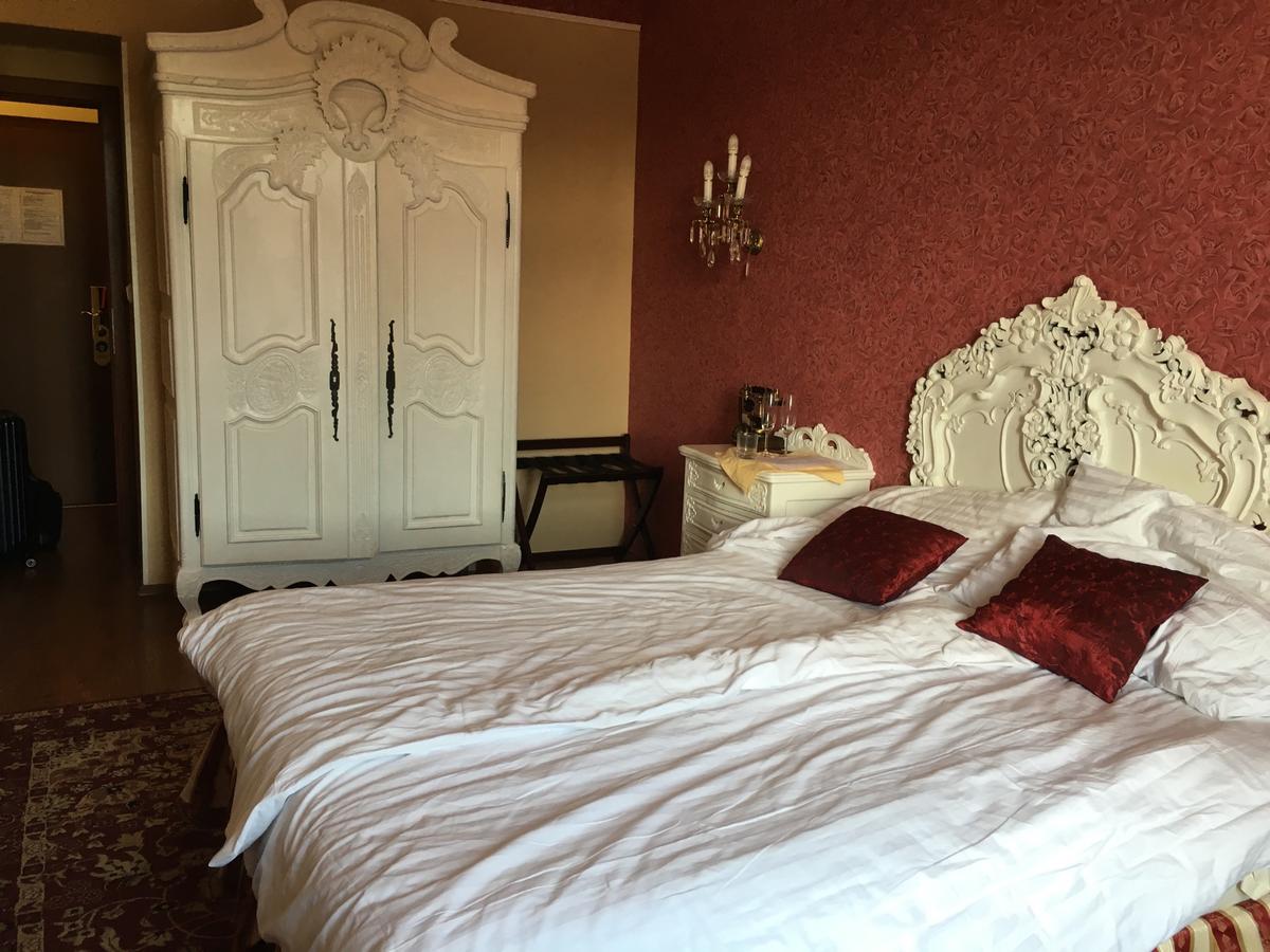 King Charles Boutique Residence