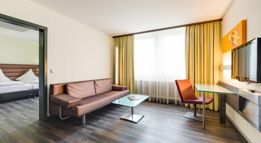 NOVINA HOTEL Wöhrdersee Nürnberg City