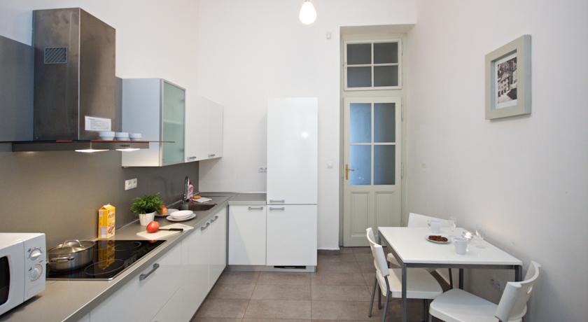RiverView Palace Apartments
