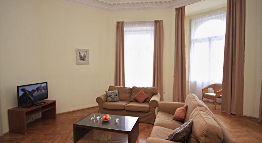 RiverView Palace Apartments