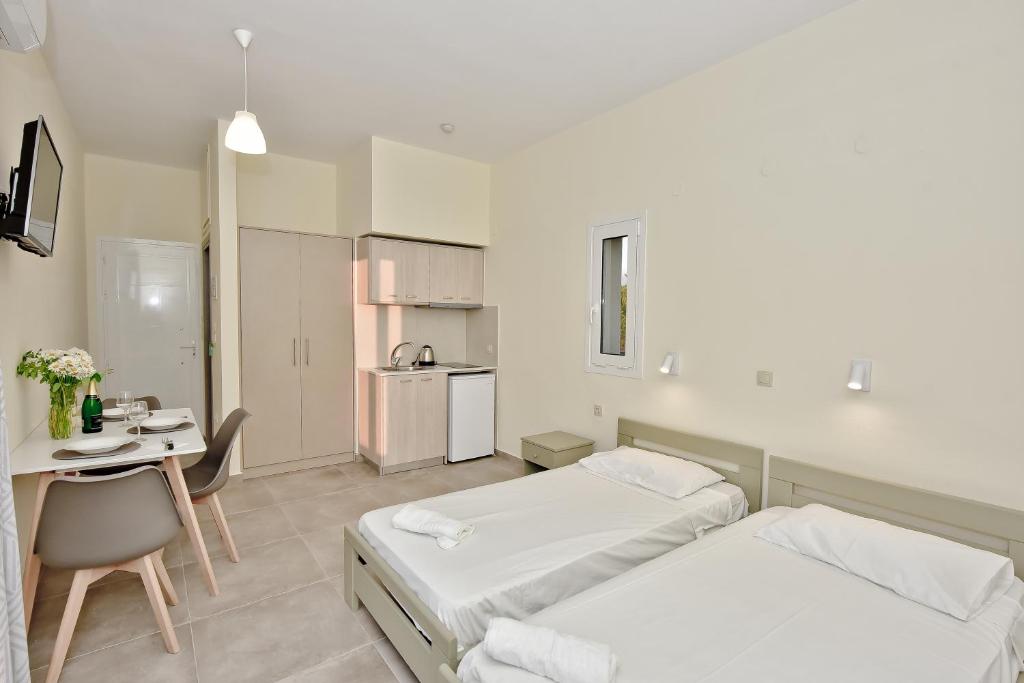 Golden Dream Apartments
