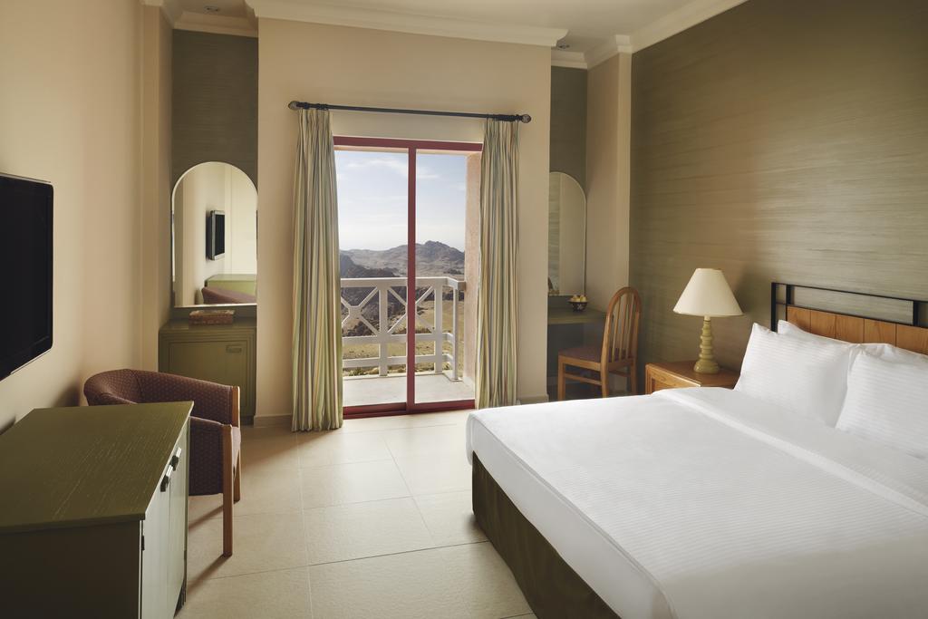 Movenpick Nabatean Castle Hotel
