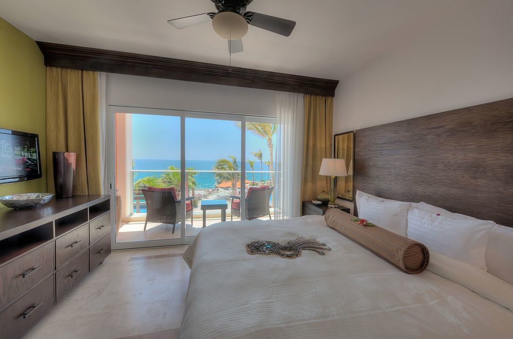 Hyatt Vacation Club At Sirena Del Mar (Formerly Welk Resorts)