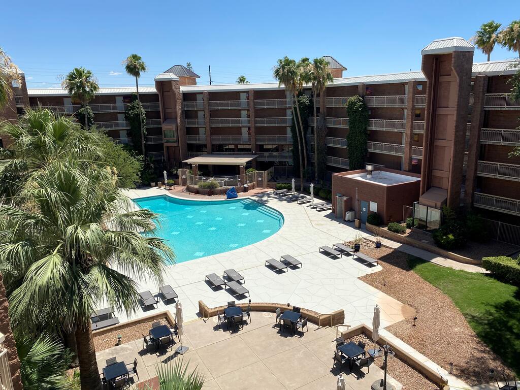 Radisson Suites Tucson