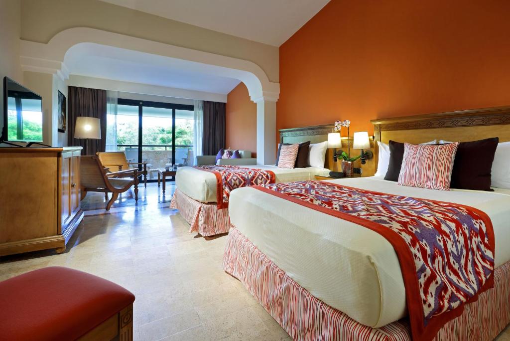 Grand Palladium Colonial Resort & Spa All Inclusive