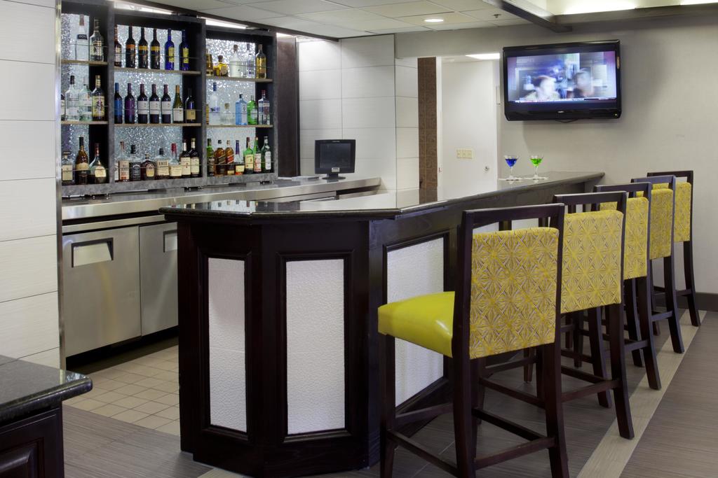 DoubleTree Club by Hilton Springdale