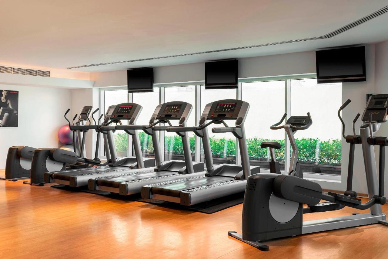 Four Points by Sheraton Bur Dubai (Formerly Four Points by Sheraton Downtown Dubai)