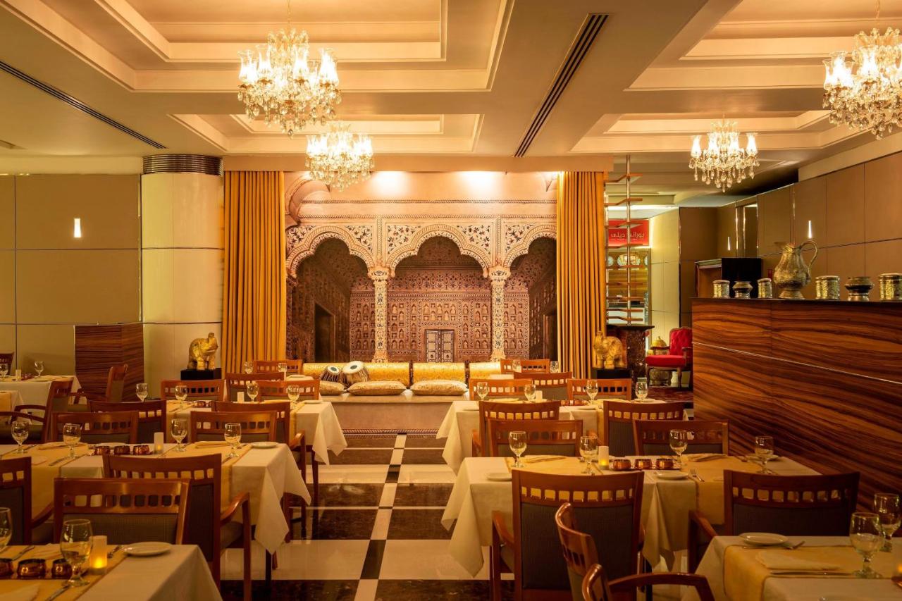 Four Points by Sheraton Bur Dubai (Formerly Four Points by Sheraton Downtown Dubai)