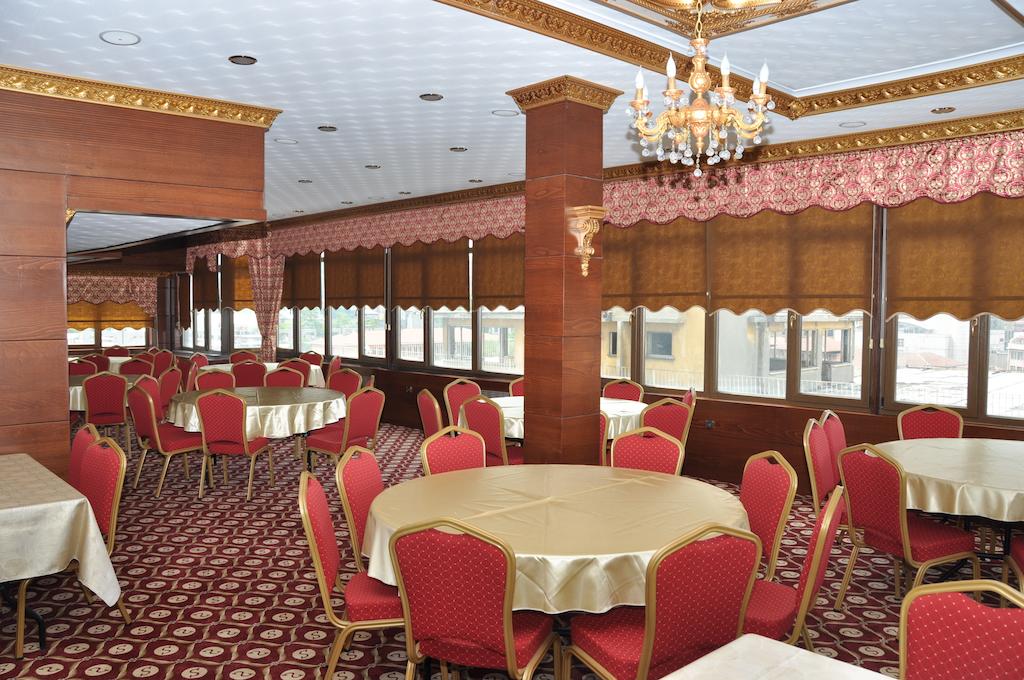 Royal Carine Hotel