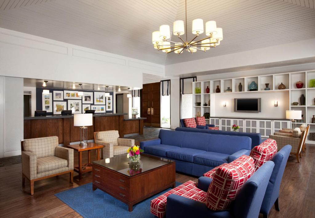 Four Points by Sheraton Bakersfield