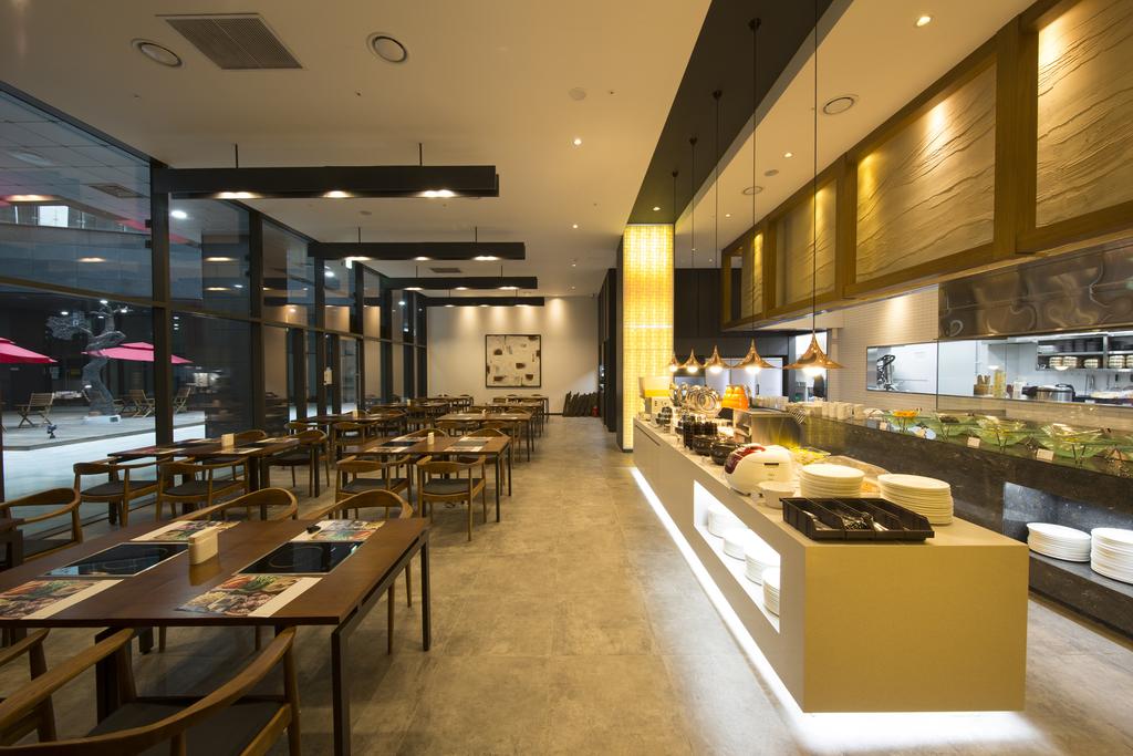 Ramada Encore Seoul Magok