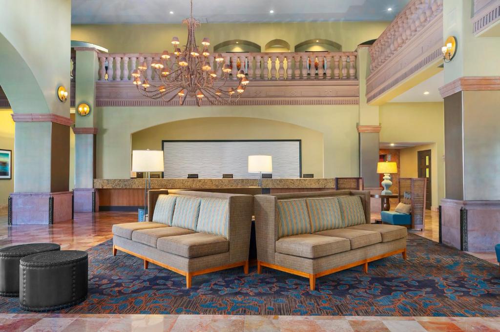Embassy Suites by Hilton Mandalay Beach Hotel & Resort