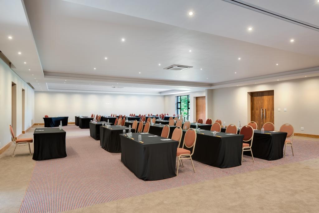 Protea Hotel Rustenburg Hunters Rest