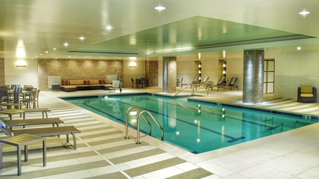 Doubletree By Hilton Reading