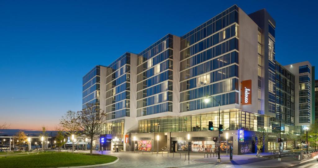 Canopy by Hilton Washington DC The Wharf