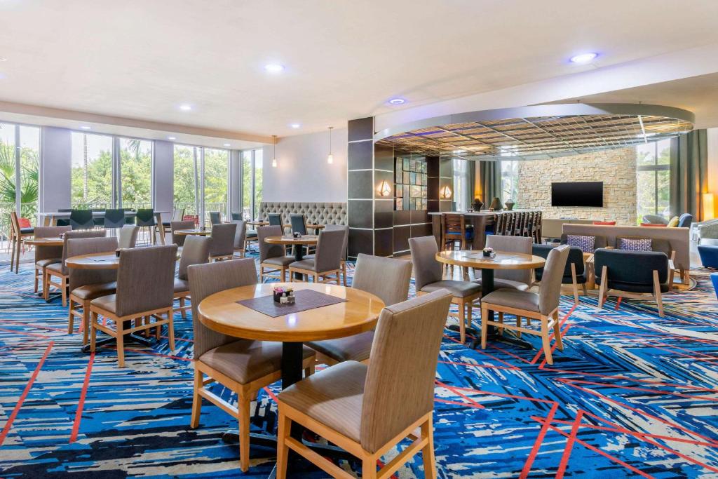 Cambria hotel & suites Ft. Lauderdale Airport South & Cruise