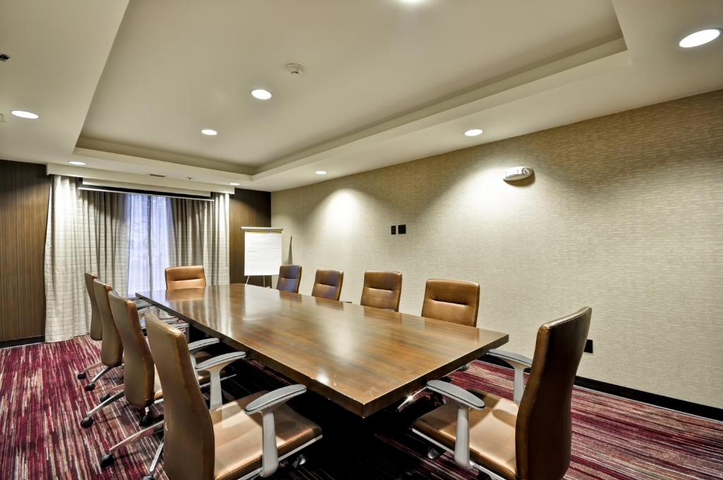Courtyard by Marriott Jacksonville Airport
