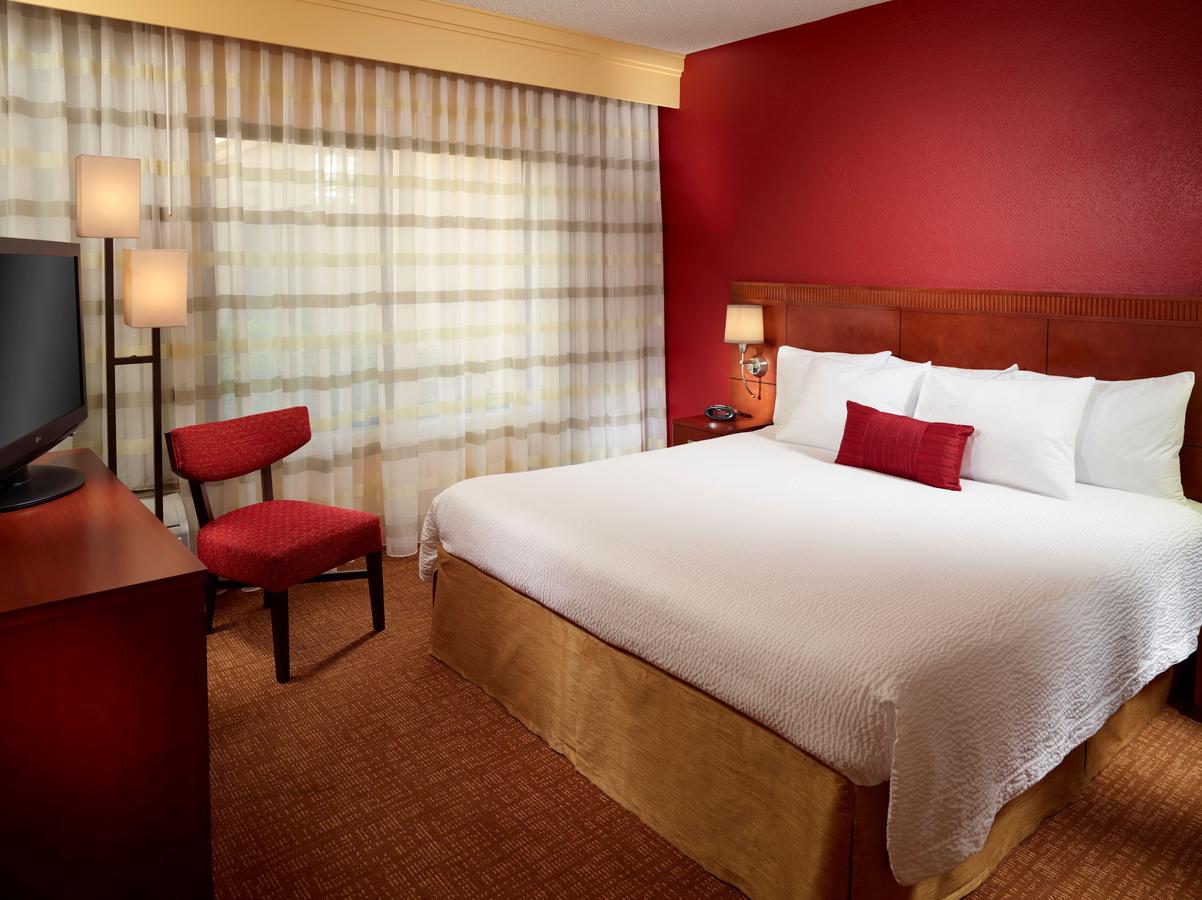 Courtyard by Marriott West Palm Beach