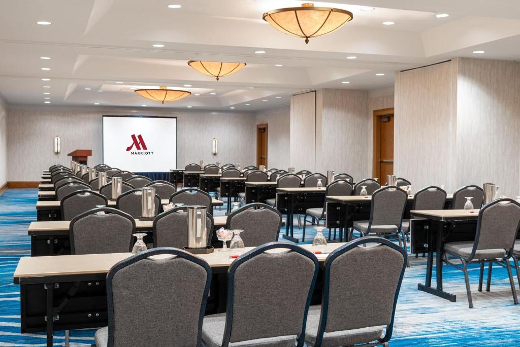 Marriott Chicago at Medical District/UIC