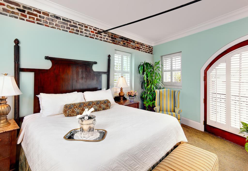 Andrew Pinckney Inn