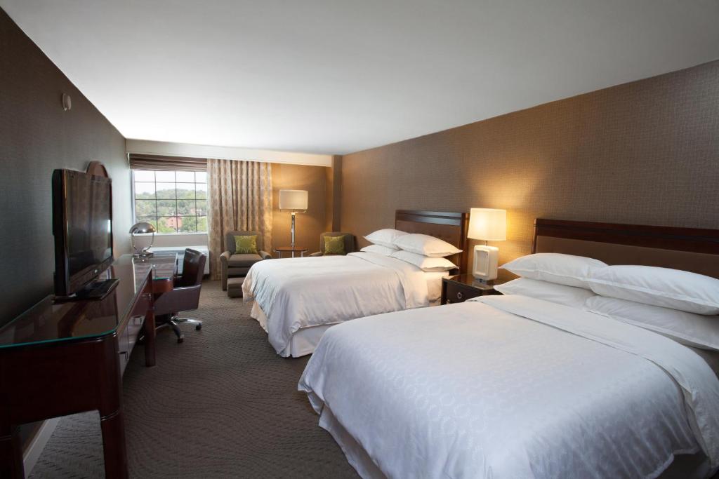 Sheraton Pittsburgh Airport Hotel