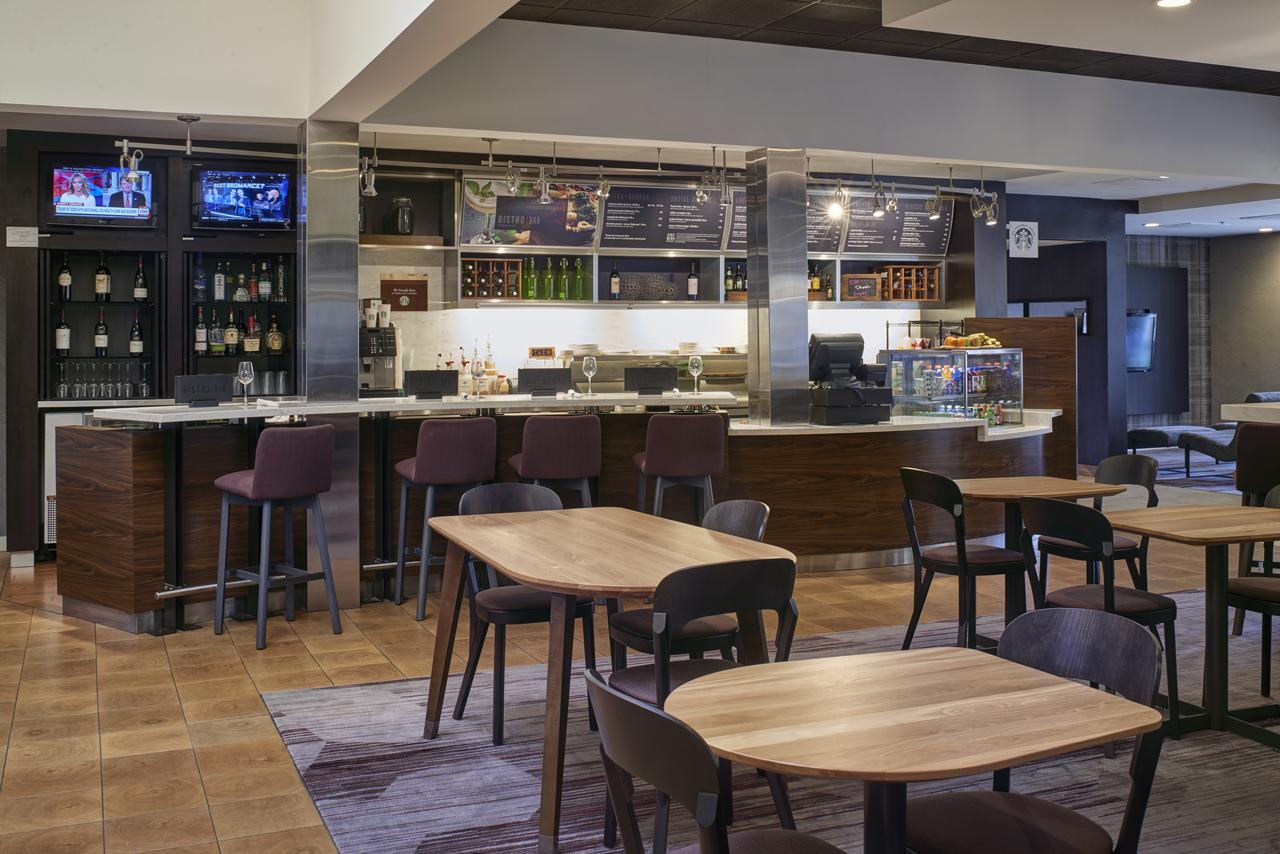 Courtyard by Marriott Indianapolis Carmel