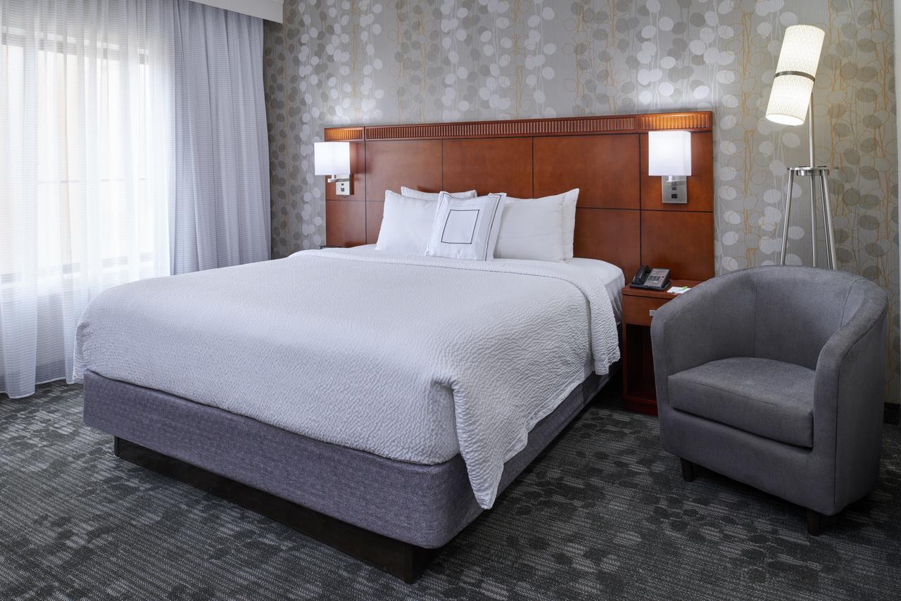 Courtyard by Marriott Indianapolis Carmel