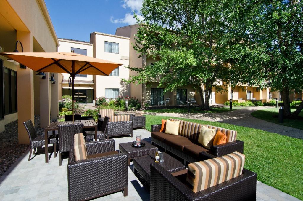 Courtyard by Marriott Kansas City Overland Park/Metcalf