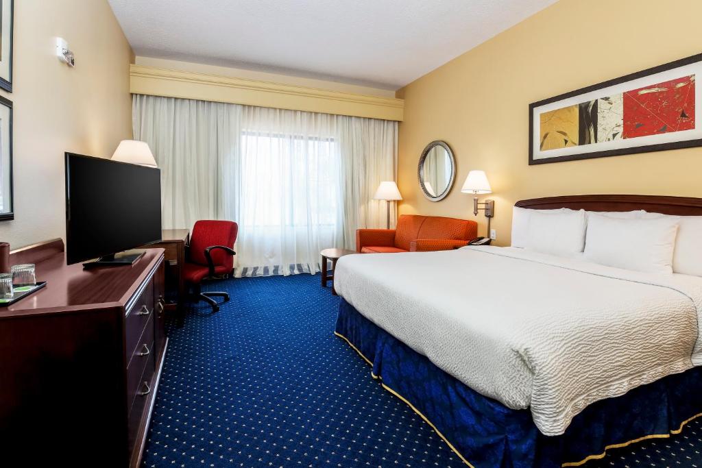 Courtyard By Marriott Dallas - Lewisville
