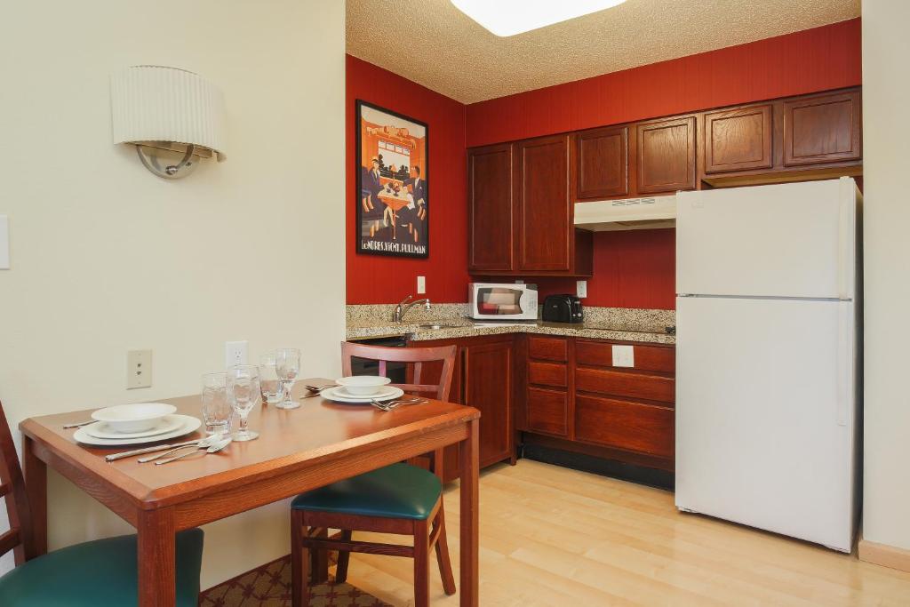 Residence Inn By Marriott Flint