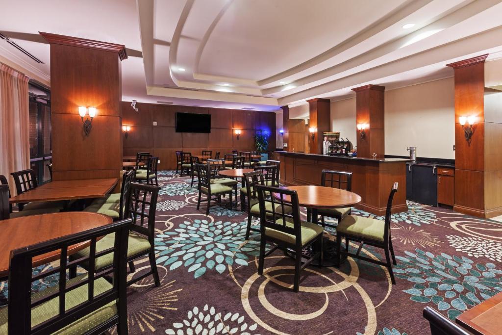 Staybridge Suites San Antonio Downtown Conv Ctr