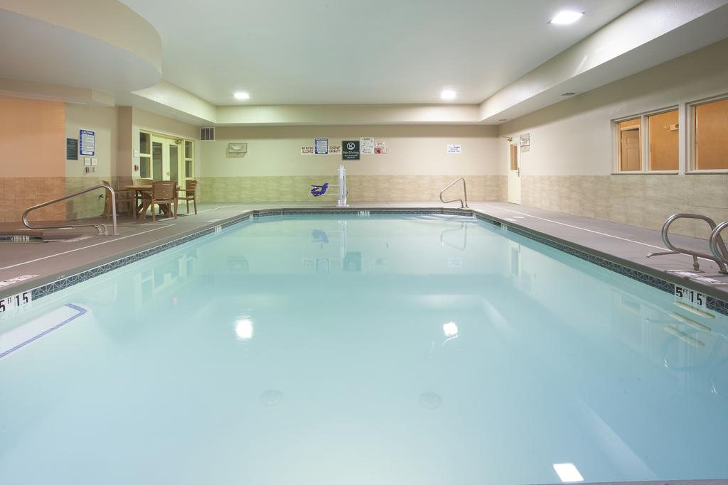 La Quinta Inn & Suites by Wyndham Albuquerque Midtown
