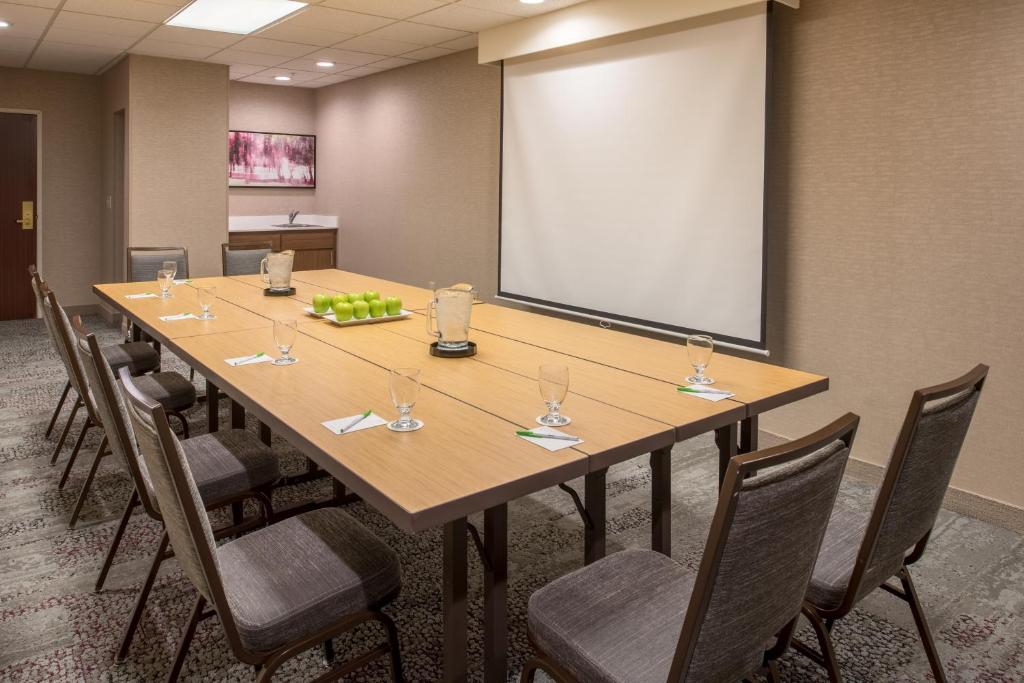 Courtyard by Marriott Portland North Harbour