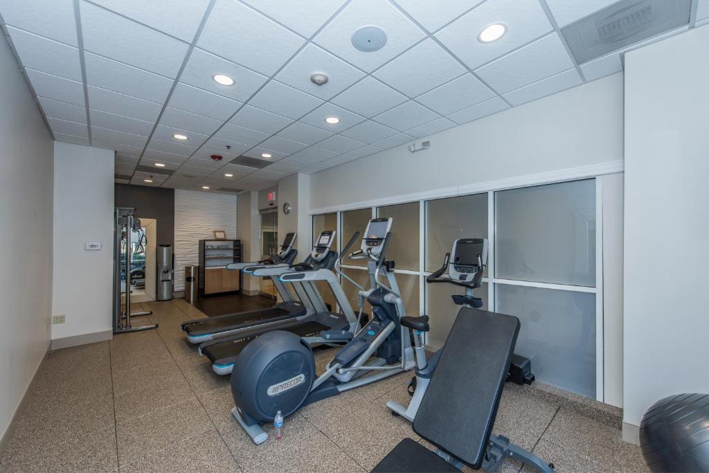 DoubleTree by Hilton North Charleston - Convention Center