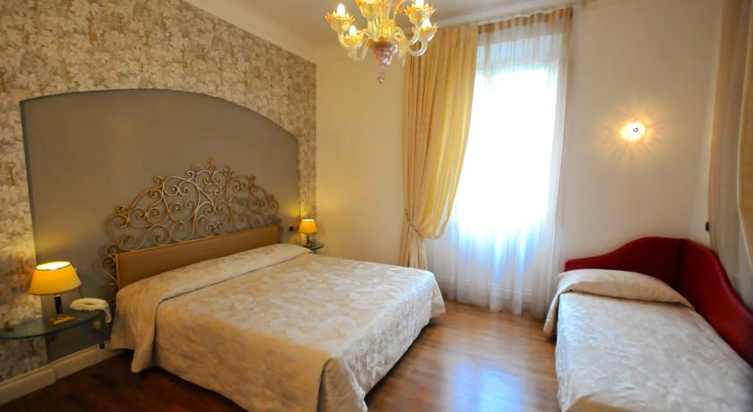 c-hotels De Rose Palace
