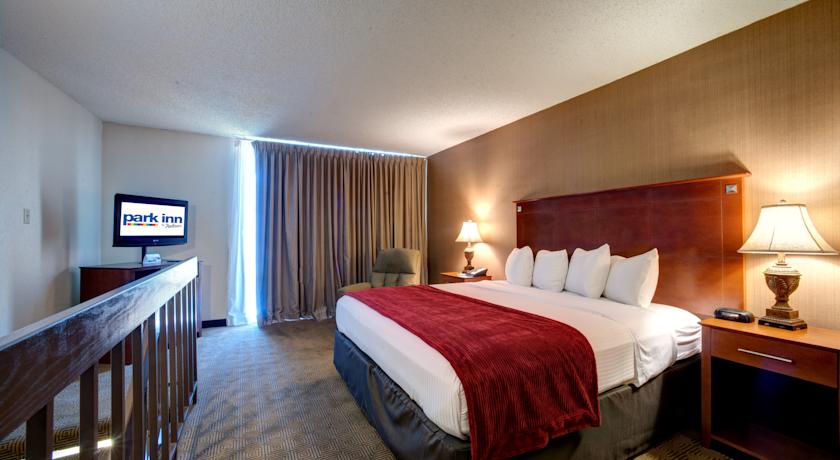 Park Inn by Radisson Houston North & Conference Center