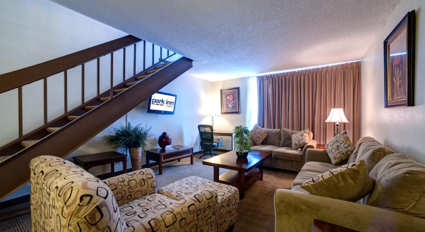 Park Inn by Radisson Houston North & Conference Center