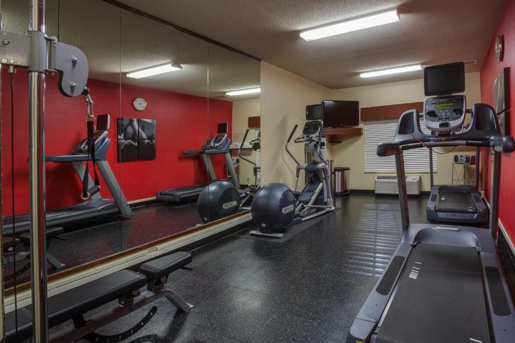 Country Inn & Suites by Radisson, Charleston South, WV