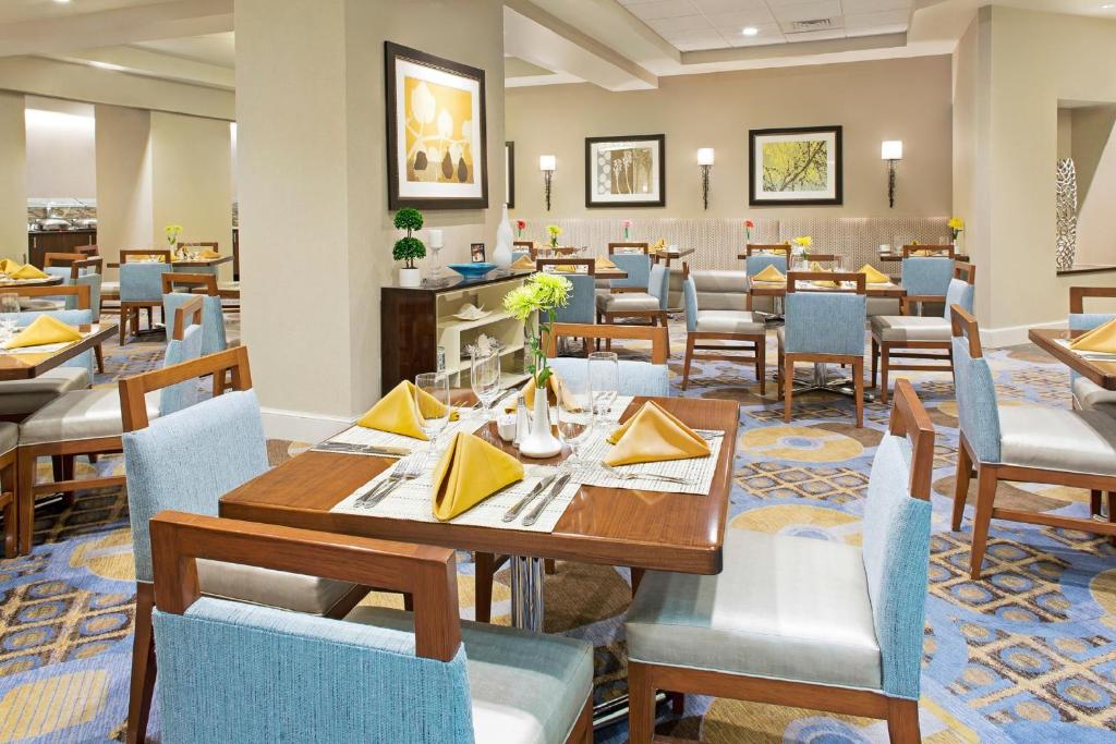 Hilton Arlington National Landing
