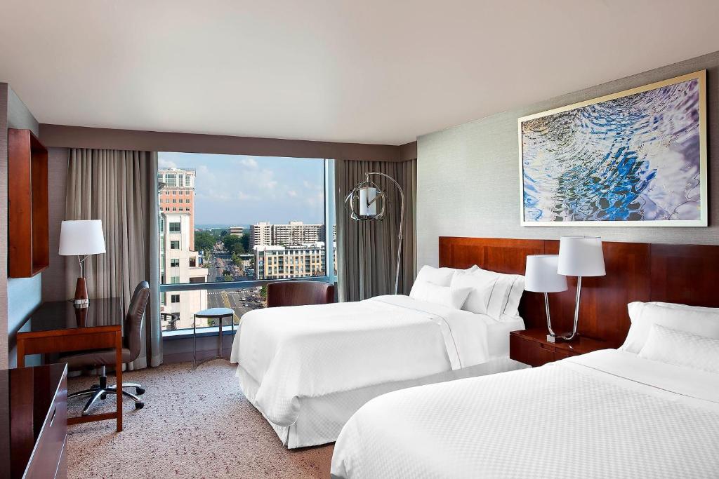 The Westin Arlington Gateway