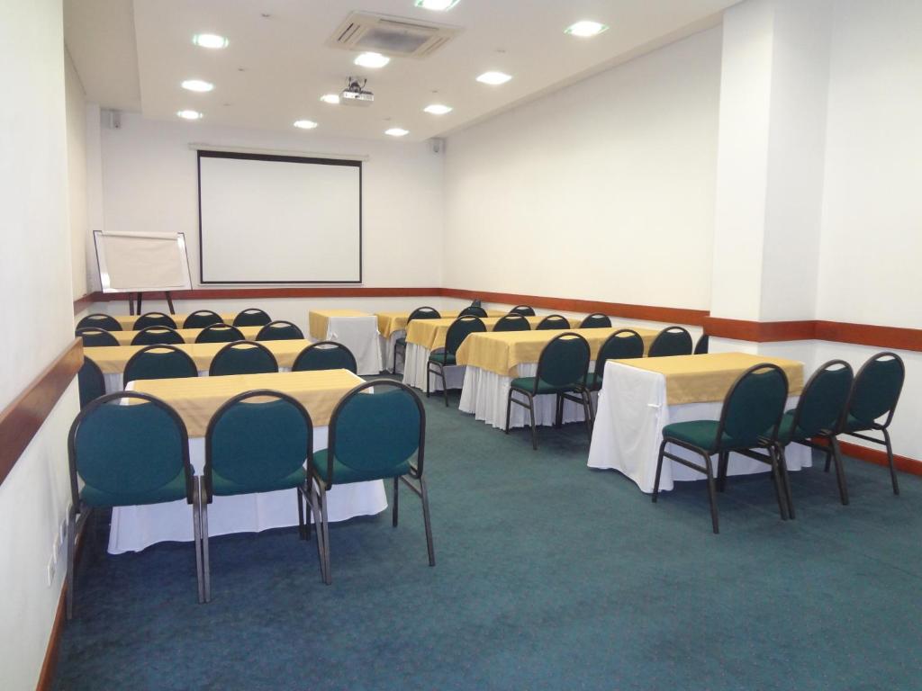Torre De Cali Plaza Hotel