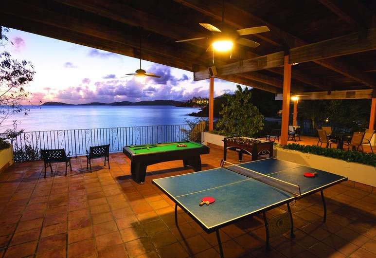 Bluebeard's Beach Club