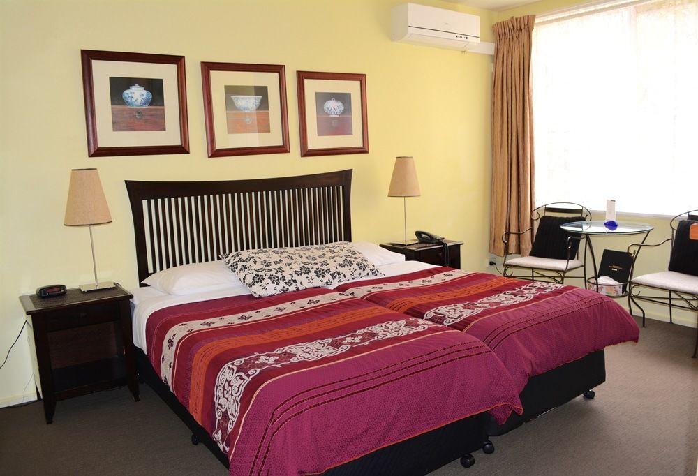 Knightsbridge Apartments