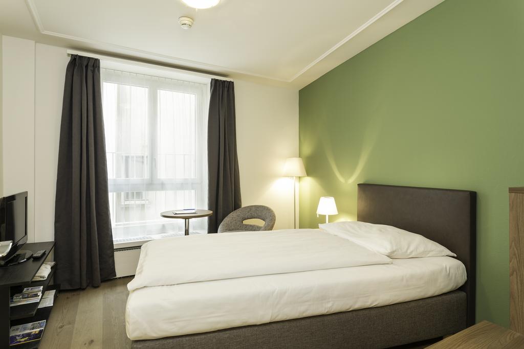 Hotel PLATZHIRSCH